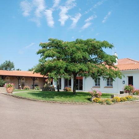 Chez Bernadou Hotel Machecoul Exterior photo