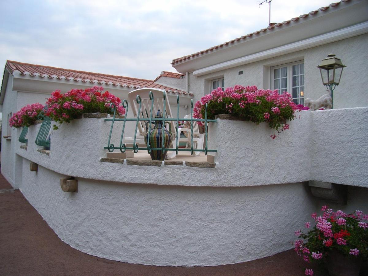 Chez Bernadou Hotel Machecoul Exterior photo